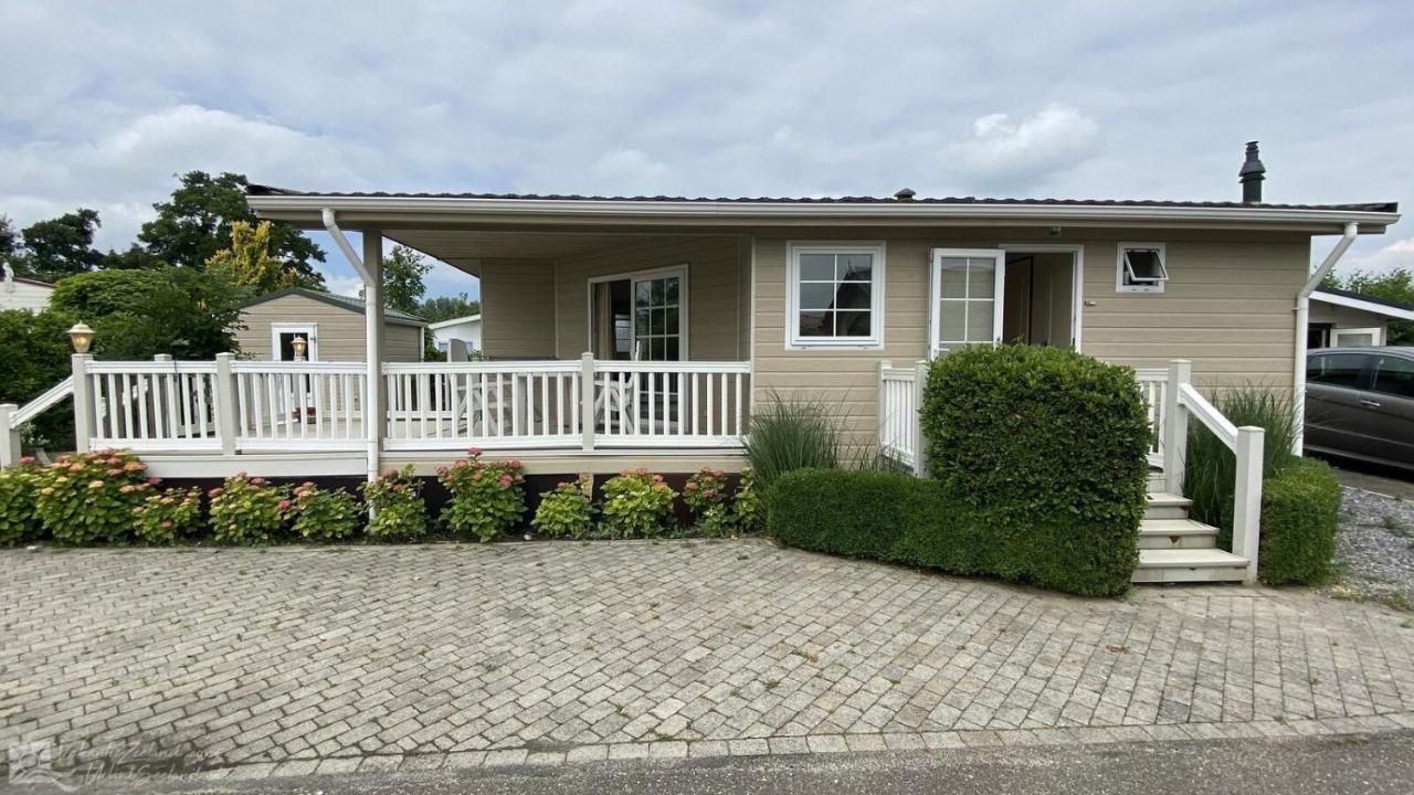 Chalet 128 Krabbenkreek Sint Annaland